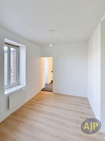 Location appartement Segre : 550 € - AJP Immobilier Segré