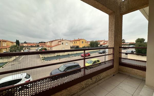 Appartement à louer    4 pièces •  Llupia
