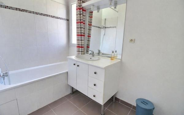 Maison à vendre    5 pièces • 106 m2 Marseille 13