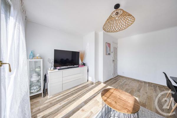 Appartement F3 à vendre  3 pièces - 56,95 m2 VIGNEUX SUR SEINE - 91