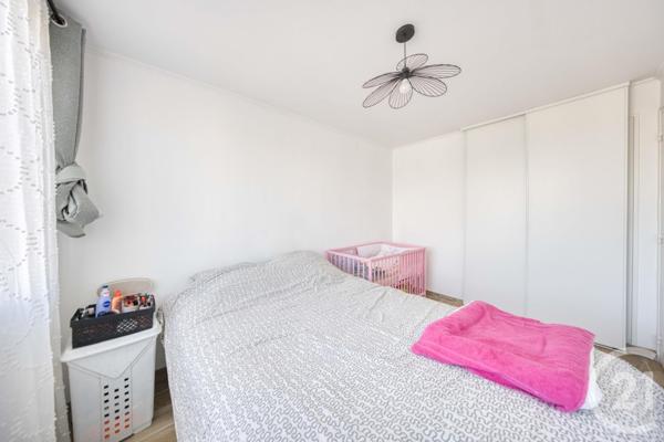 Appartement F3 à vendre  3 pièces - 56,95 m2 VIGNEUX SUR SEINE - 91