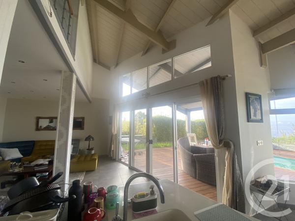 Maison à vendre  5 pièces - 133,67 m2 ST DENIS - 974