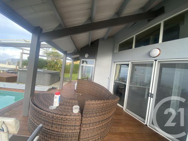 Maison à vendre  5 pièces - 133,67 m2 ST DENIS - 974