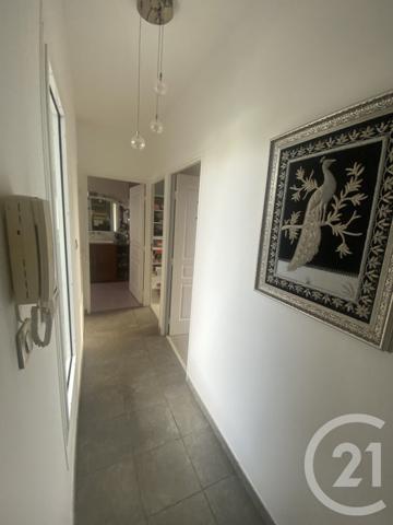 Maison à vendre  5 pièces - 133,67 m2 ST DENIS - 974