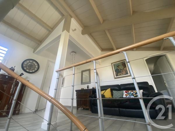 Maison à vendre  5 pièces - 133,67 m2 ST DENIS - 974