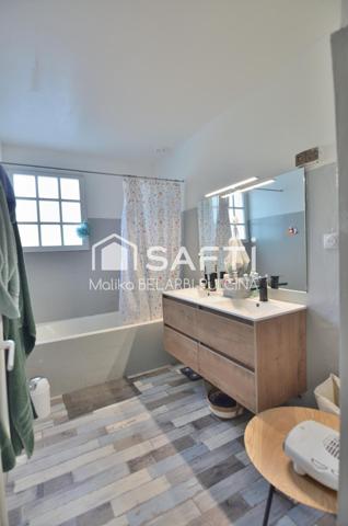 Vaste maison familiale avec piscine et 5 chambres