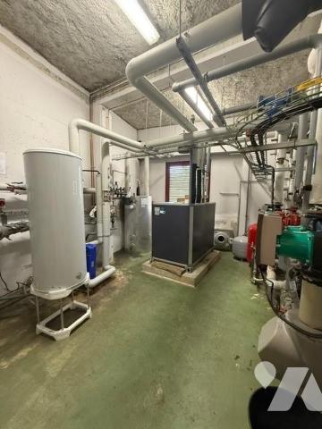 ILE DE NANTES BUREAUX EN PLEINE PROPRIETE AVEC PARKINGS