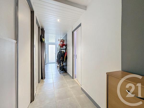 Appartement F3 à vendre  3 pièces - 67,59 m2 VILLERSEXEL - 70
