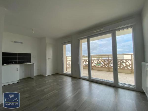 Appartement à louer 2 pièces 47.6m² Chartres (28000)