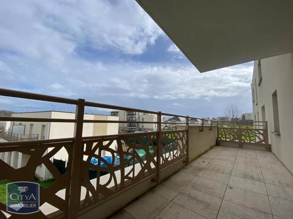 Appartement à louer 2 pièces 47.6m² Chartres (28000)
