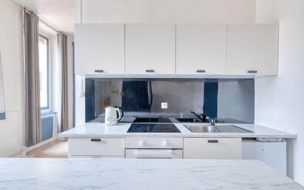 Appartement à vendre    2 pièces • 38,80 m2 Lyon 9