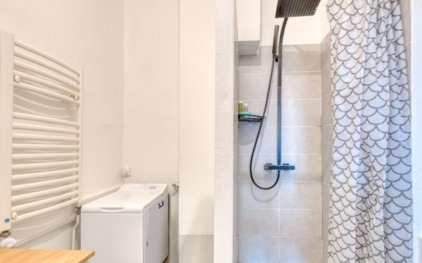 Appartement à vendre    2 pièces • 38,80 m2 Lyon 9