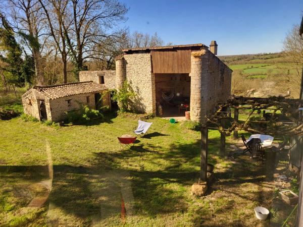 Maison à vendre 7 pièces SAINT LOUP LAMAIRE (79) Terrain de 4 000 m²