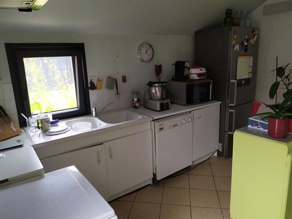 Propriété de caractère : Maison rénovée 80m² avec 1.25ha de terrain et 180m2 de dépendances