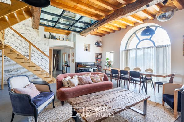 Charmante longère rénovée avec piscine intérieure et dépendance