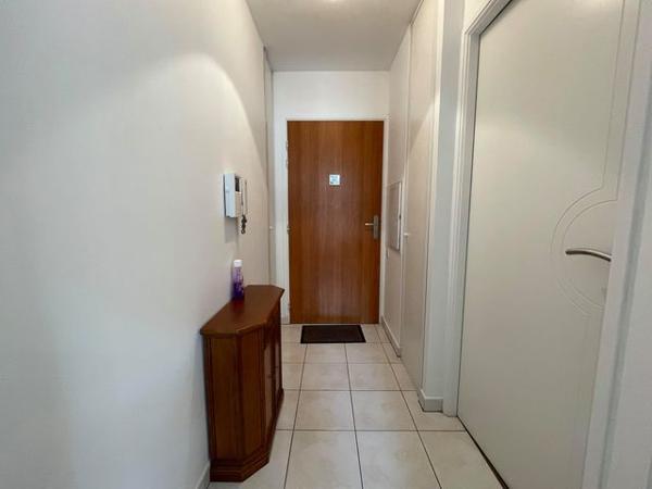 STUDIO MEUBLÉ (Centre-ville)