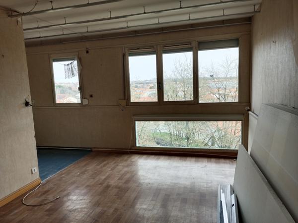STUDIO 27 M² A CHOLET