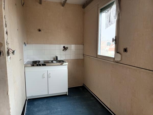 STUDIO 27 M² A CHOLET