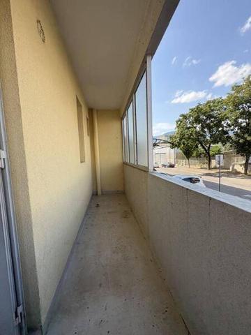 Appartement 4 pièces                                        - 38400 Saint-Martin-d'Hères Réf : 5181
