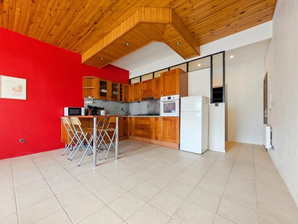 Dpt Haute Savoie (74), à vendre NEUVECELLE - Appartement T3 de 65 m2 proche des commerces