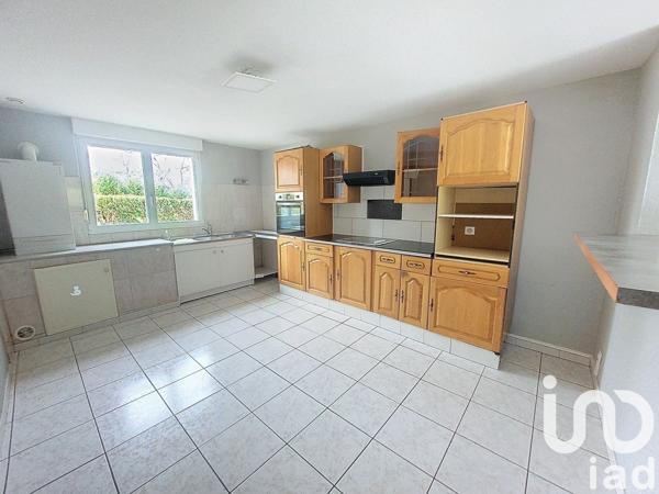 Maison de village 8 pièces de 224 m² à Saint-Michel-sur-Meurthe (88470)