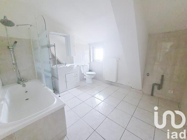 Maison de village 8 pièces de 224 m² à Saint-Michel-sur-Meurthe (88470)