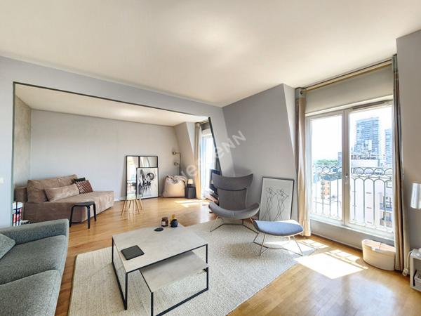 PUTEAUX Hyper centre ville: Dernier étage , appartement 5 pièces avec terrasse de 35 m²