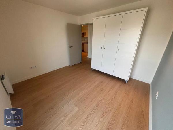 Appartement à louer 3 pièces 66.37m² Tours (37000)