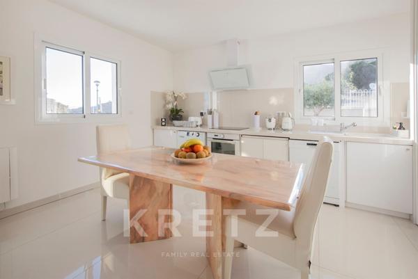 Appartement Dernier Étage de 152m2 - Jardin et Terrasse Vue Mer