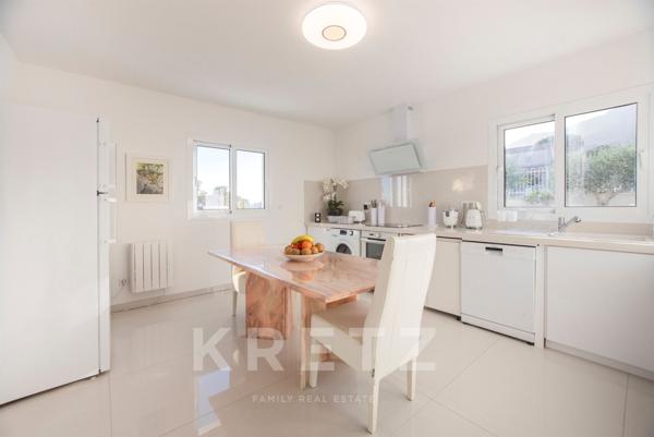 Appartement Dernier Étage de 152m2 - Jardin et Terrasse Vue Mer