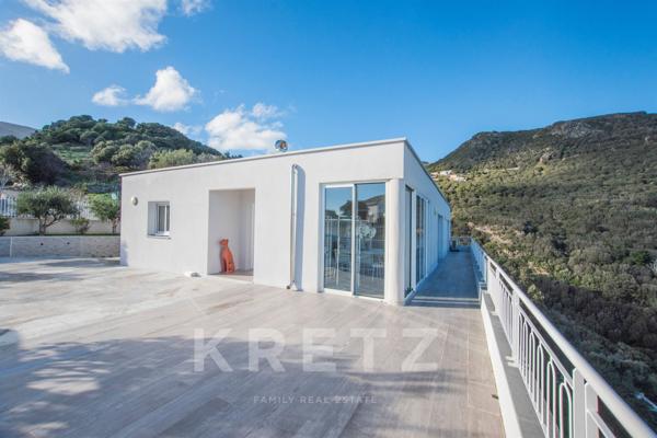 Appartement Dernier Étage de 152m2 - Jardin et Terrasse Vue Mer