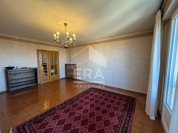 Carpentras - Appartement 3 pièces - Terrasse - Cave 