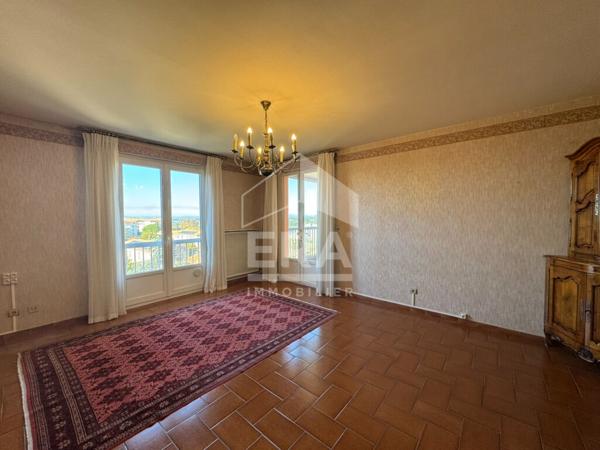 Carpentras - Appartement 3 pièces - Terrasse - Cave 