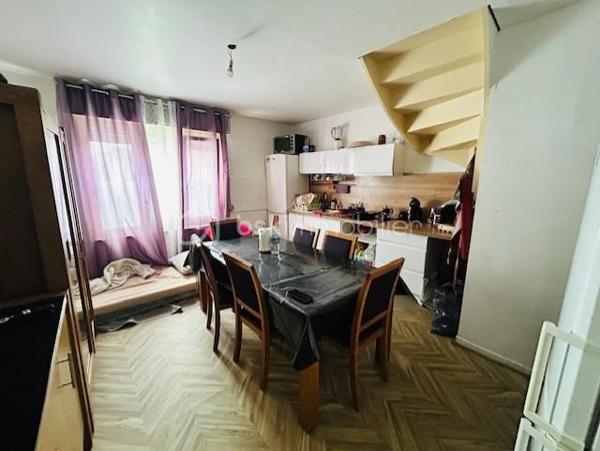 Immeuble mixte de 213 m²