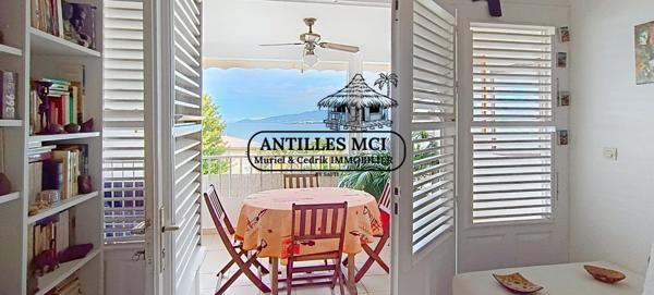 REMISE EN VENTE DE CE SUPERBE APPARTEMENT