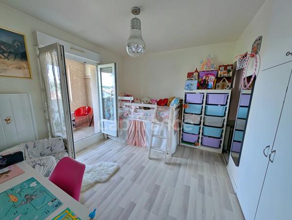 Charmant 2 pièces avec loggia et parking – À deux pas du Port aux Cerises – Draveil