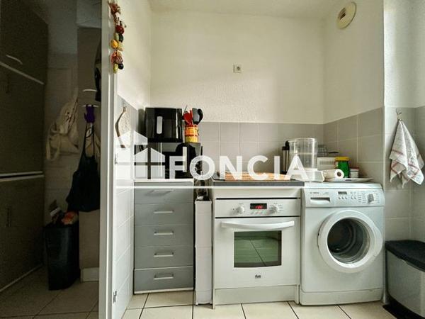 Location Appartement 2 pièces 47.75 m² - 147 AVENUE GENERAL LECLERC Carcassonne 11000