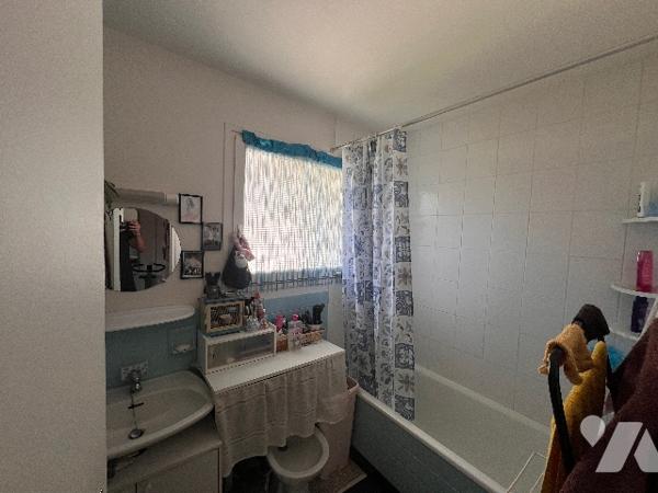 Appartement de 3 pièces, dont deux chambres, cuisine séparé de 61.85m².