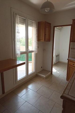 Location                                                      Appartement
                        
                     4 pièces                      83 m2                     à Avignon