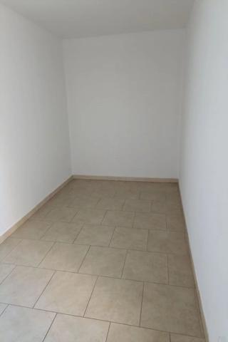 Location                                                      Appartement
                        
                     4 pièces                      83 m2                     à Avignon