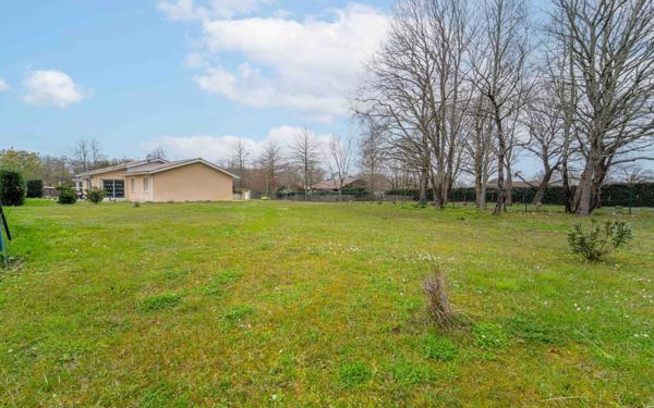 Maison à louer    4 pièces • 100 m2 Aureilhan