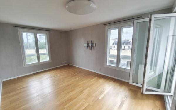 Appartement à louer    3 pièces • 67,95 m2 Les Mureaux