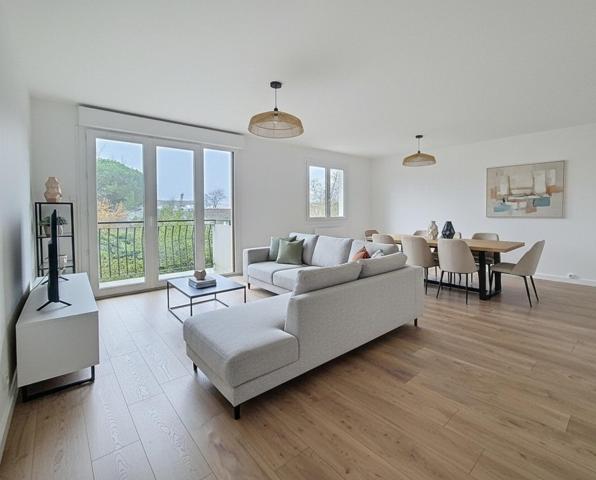 Appartement T3 BIS entièrement rénové - Proche commodités