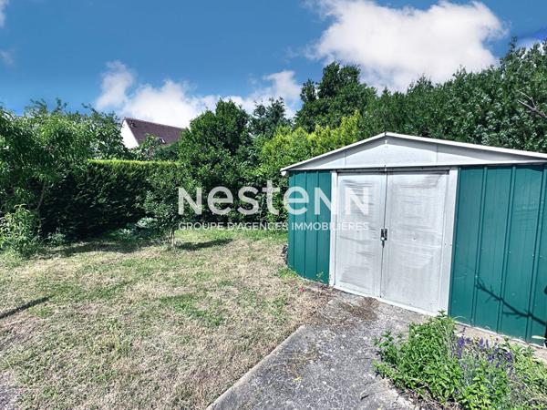 Jolie maison de plain-pied 74.69 m² avec 3 chambres, jardin à vendre à Montval-sur-Loir, quartier résidentiel calme de Château-du-Loir (72500)
