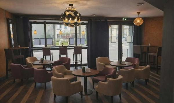 CESSION DE DROIT AU BAIL – BAR LOUNGE – PETITE RESTAURATION – EMPLACEMENT N°1 – CENTRE NANTES