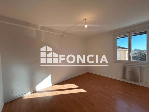 Location Appartement 5 pièces 79.9 m² - Draguignan 83300