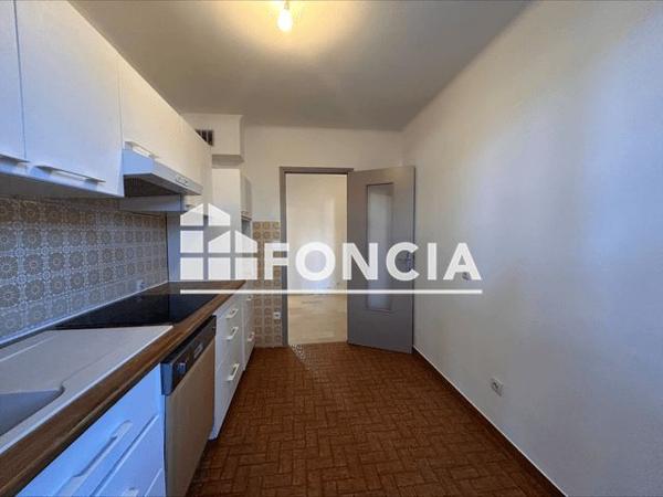 Location Appartement 5 pièces 79.9 m² - Draguignan 83300