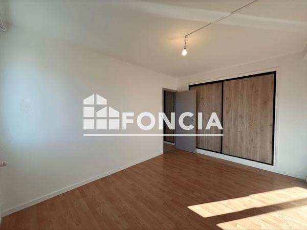 Location Appartement 5 pièces 79.9 m² - Draguignan 83300