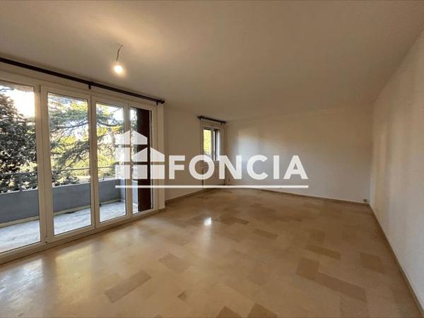 Location Appartement 5 pièces 79.9 m² - Draguignan 83300