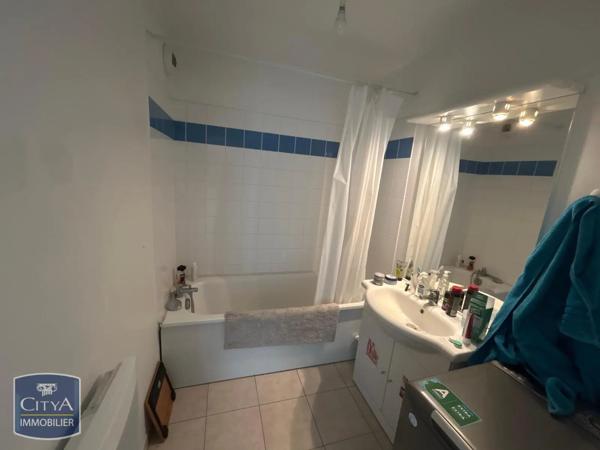 Appartement à louer 2 pièces 48.16m² Béthune (62400)